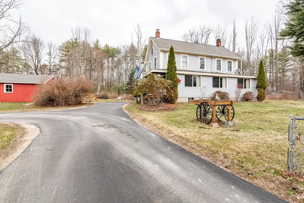 671 Washington Street, Barrington
