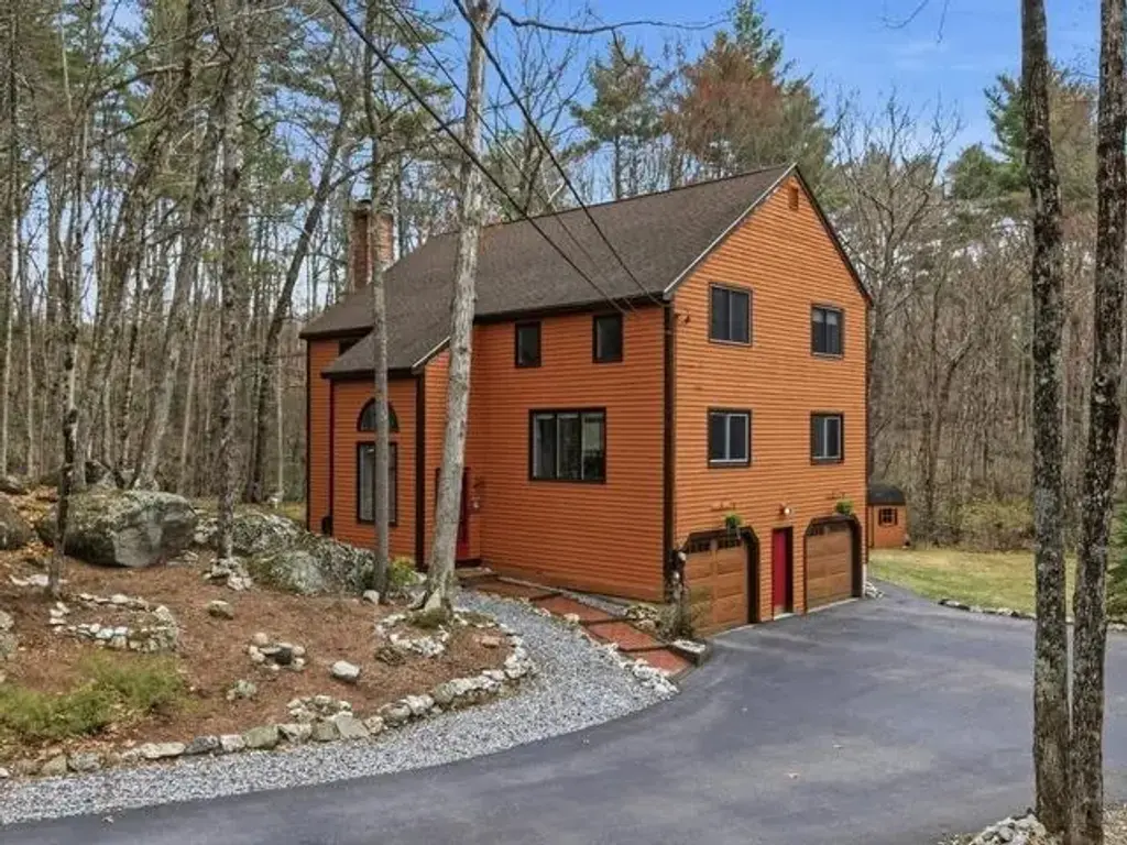 57 Greyrock Road, Bedford