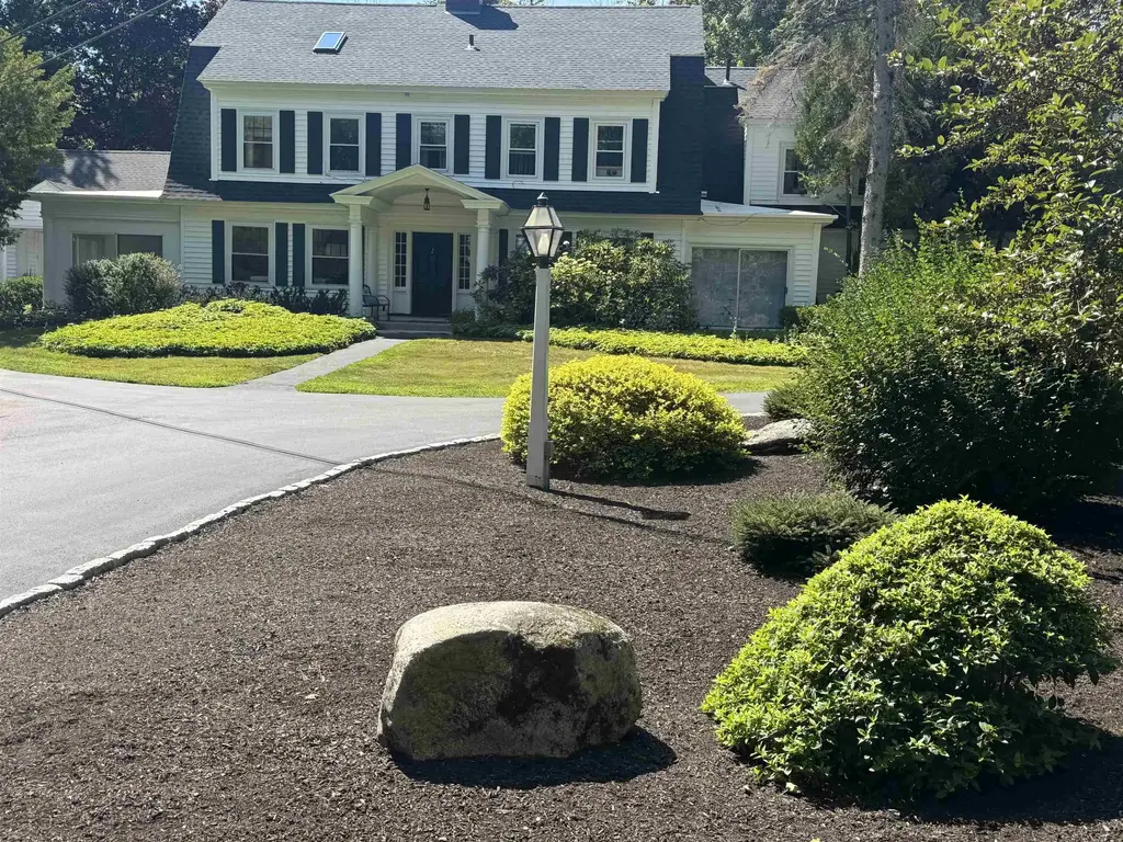 1 Farm House Lane, Wolfeboro