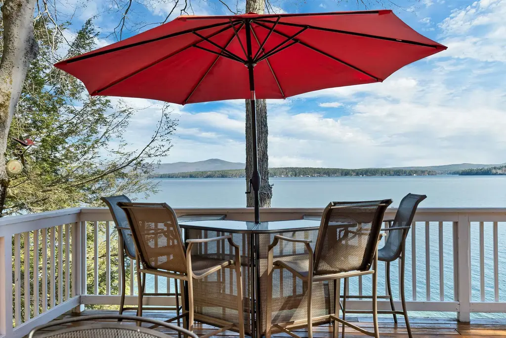 878 Rattlesnake Island, Alton