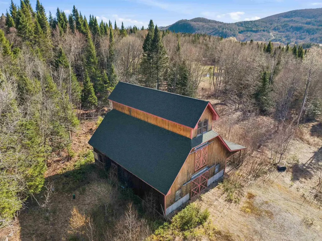 1660 Halls Stream Road, Pittsburg