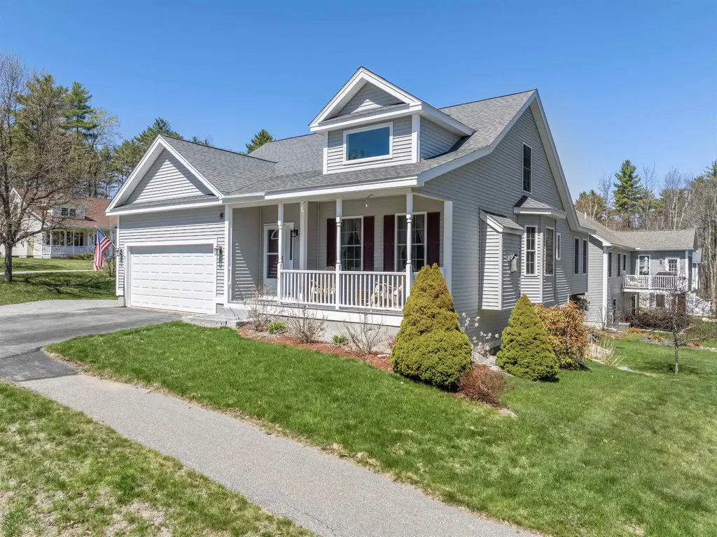8 Port Way, Laconia