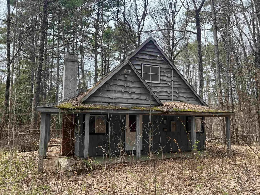 290 Thompson Road, Conway
