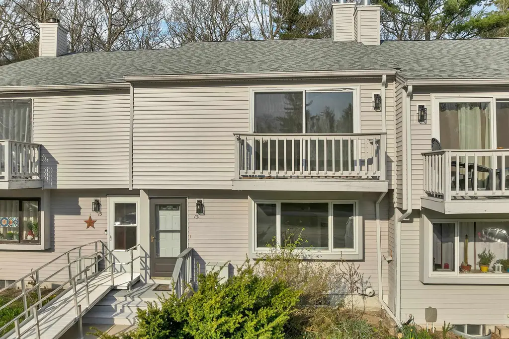 69 Birch Glen Drive, Bennington
