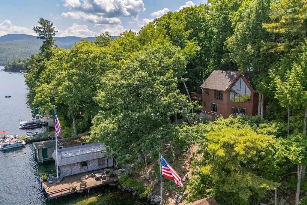 249 Bay Point Road, Newbury