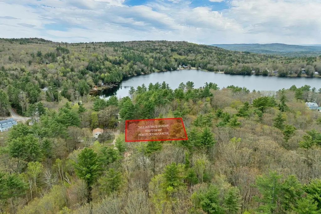 21 Grape Avenue, Gilmanton