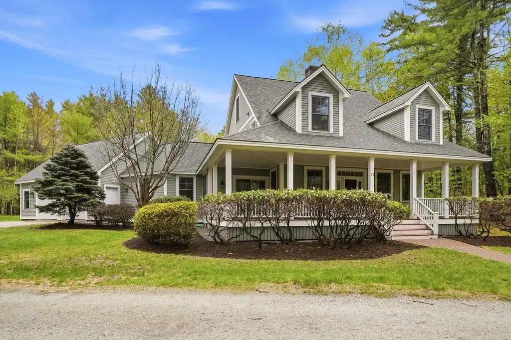 27 Orchard Lane, Alton