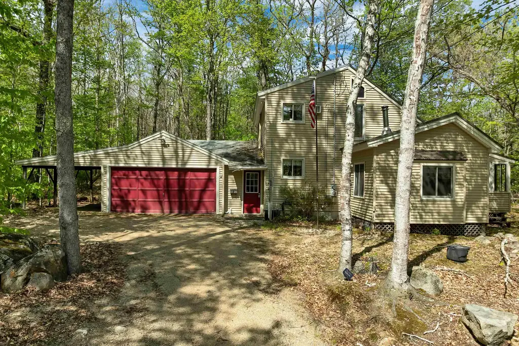 136 Liberty Lane, Freedom