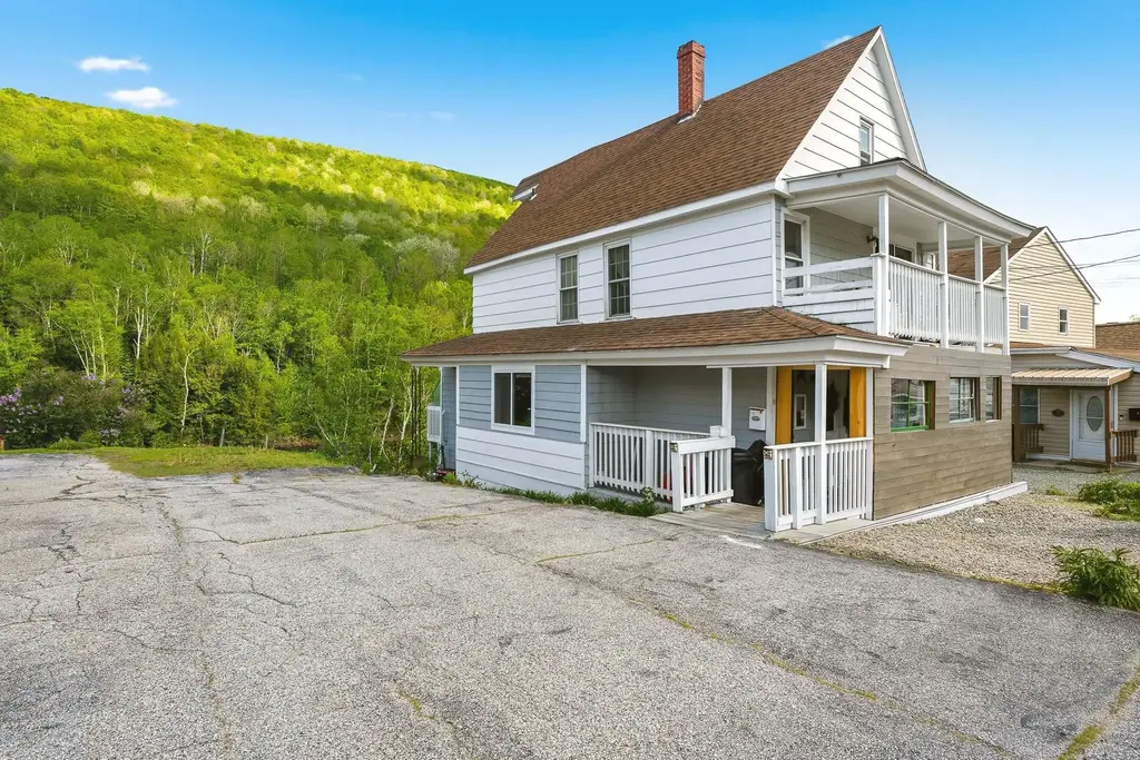 10 River Street, Gorham