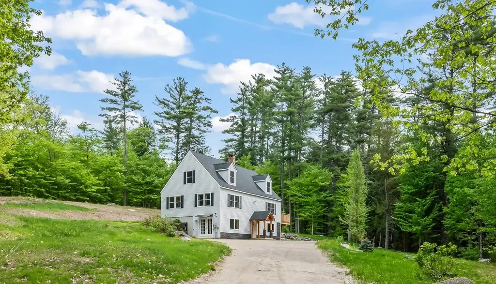 72 Conway Road, Madison