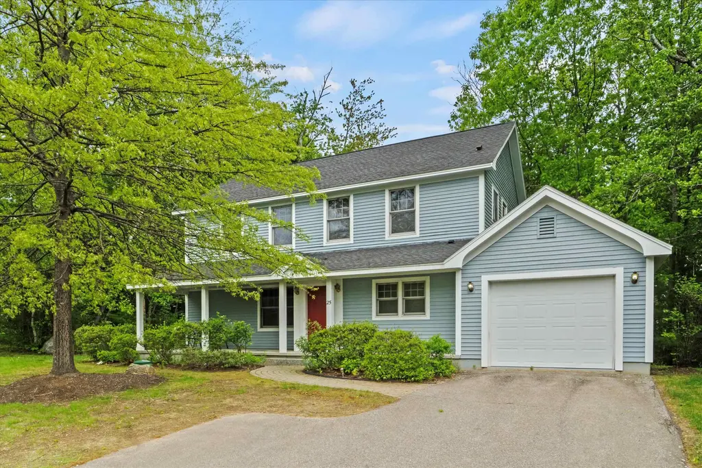 25 Sweetbrier Way, Laconia