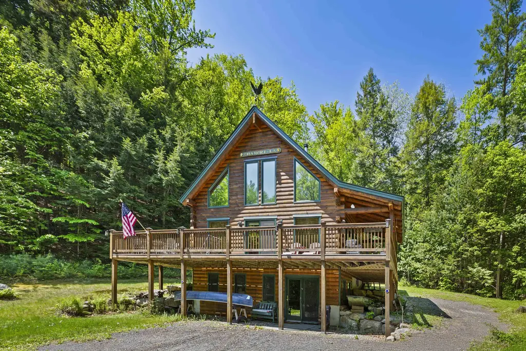 25 Goodhue Hill Road, Enfield