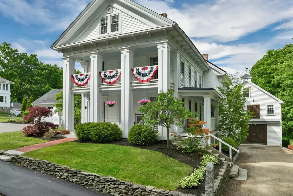 153 N Main Street, Wolfeboro