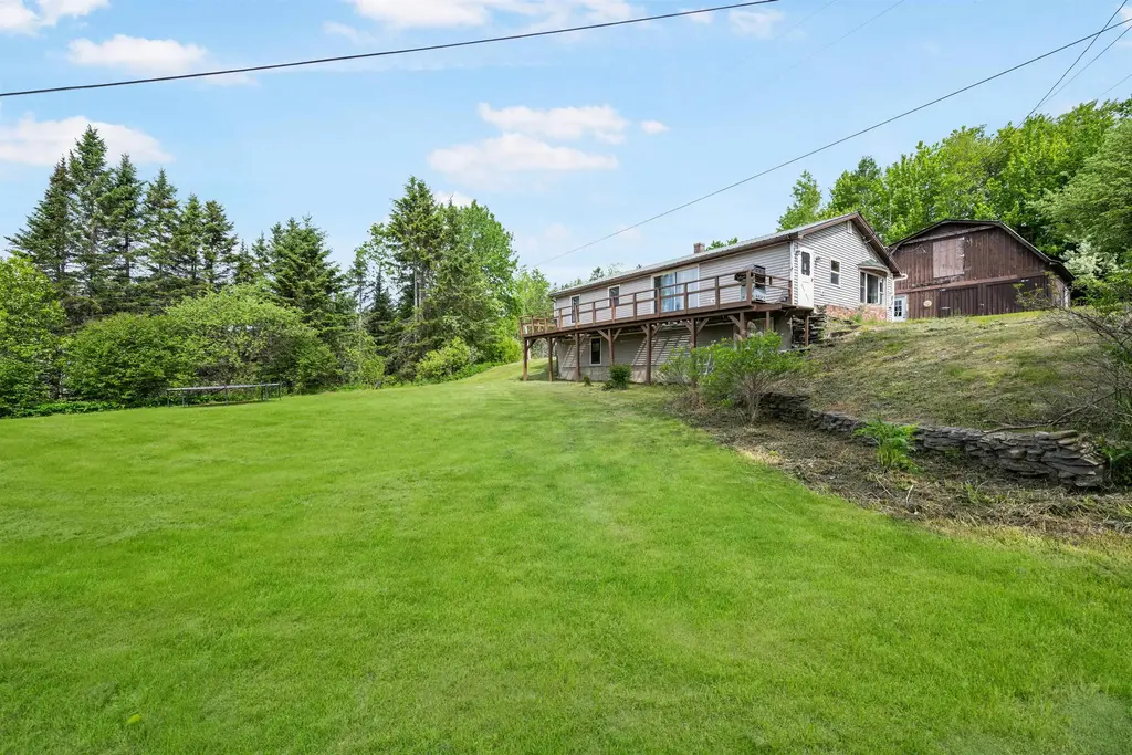 25 Lake Francis Drive, Pittsburg