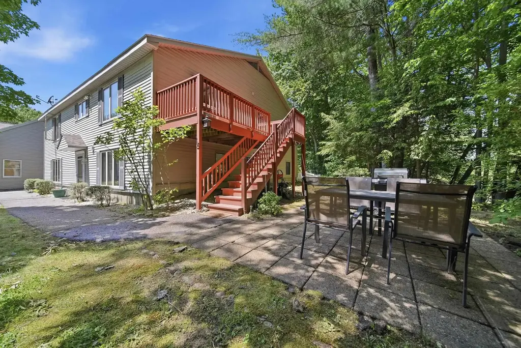 31 Henderson Road, Gilford