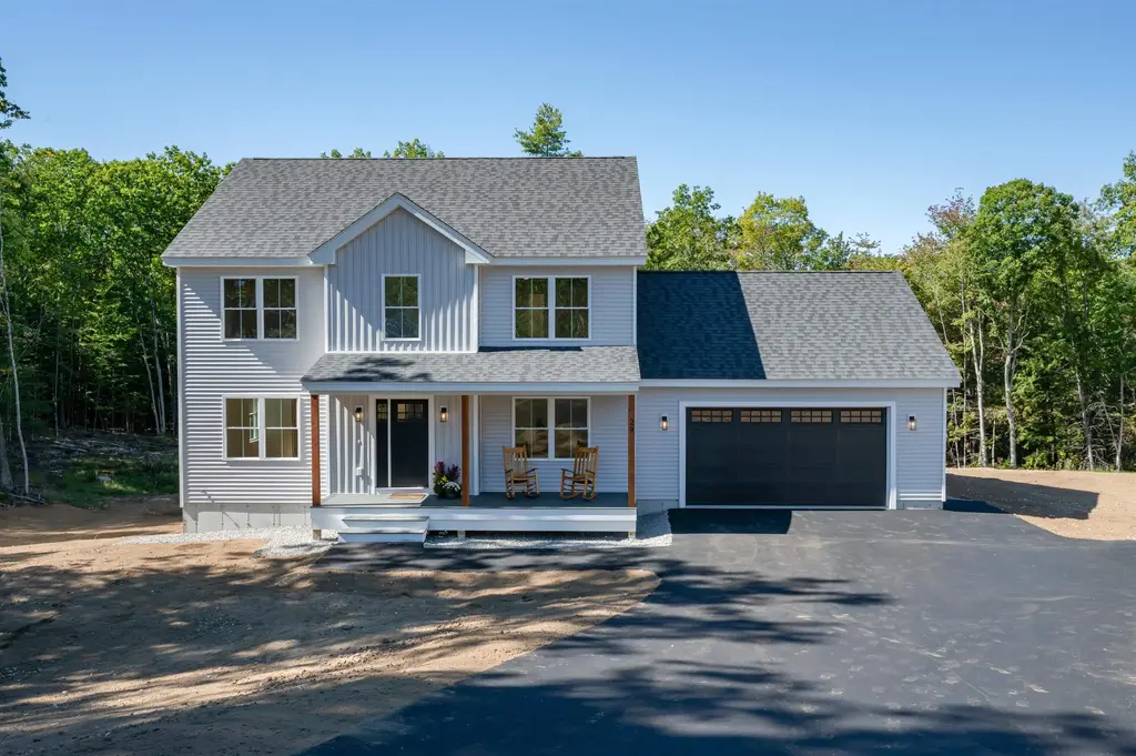 29 Blaisdell Court, Raymond