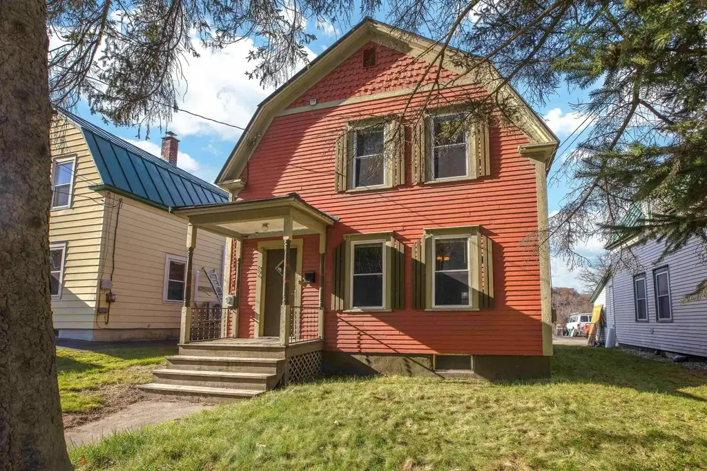 32 South Main Street, Lebanon
