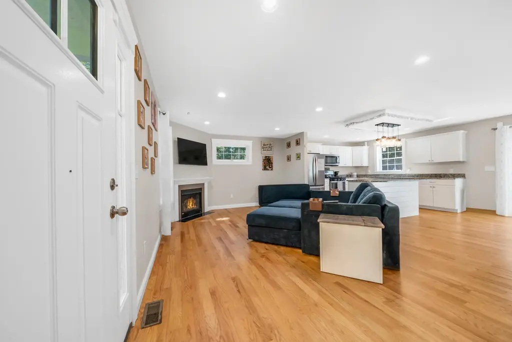 130 Concord Road, Lee