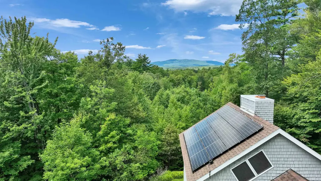 182 Mccoy Road, Sharon