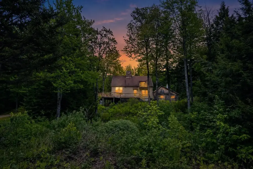 269 Knowles Hill Road, Alexandria