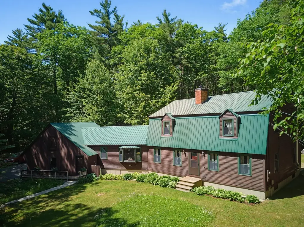 138 Cunningham Pond Road, Peterborough