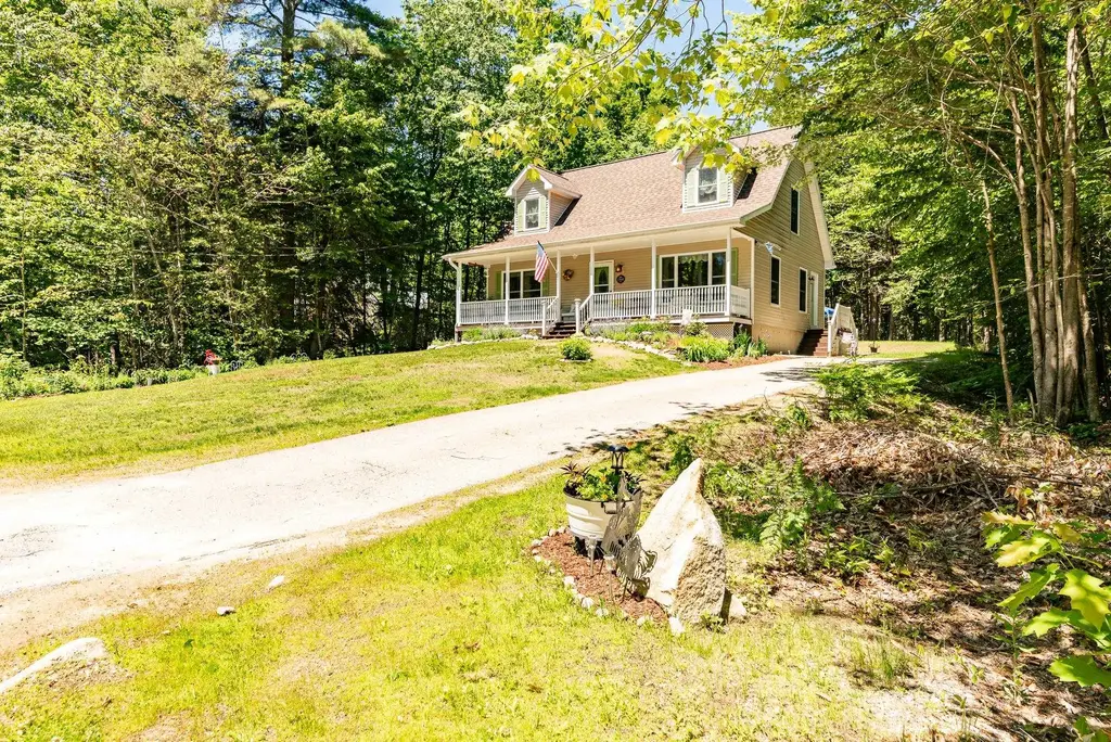 11 Spruce Road, Middleton