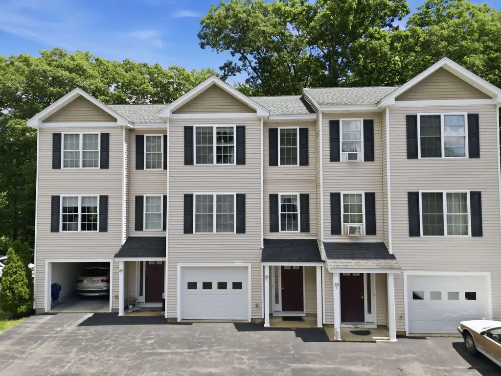 29 Melissa Way, Laconia