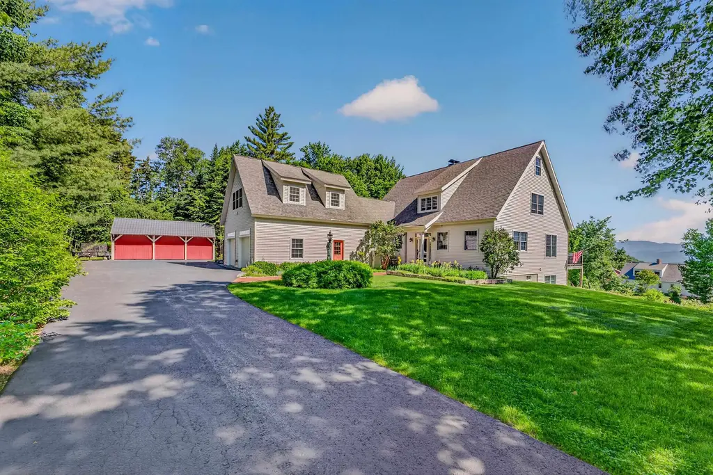 11 Loft Circle, Campton