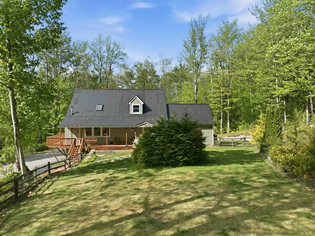 7 Smith Hill Road, Ashland