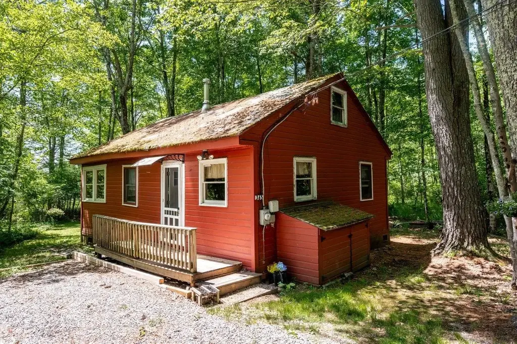 365 Jenness Pond Road, Northwood