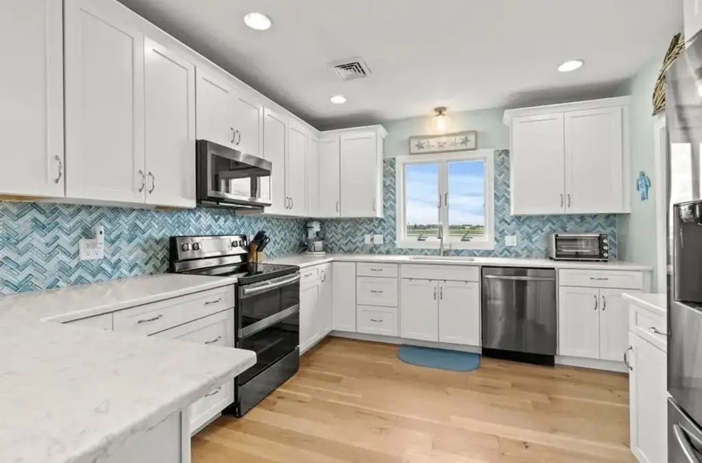 527 Ocean Boulevard, Hampton
