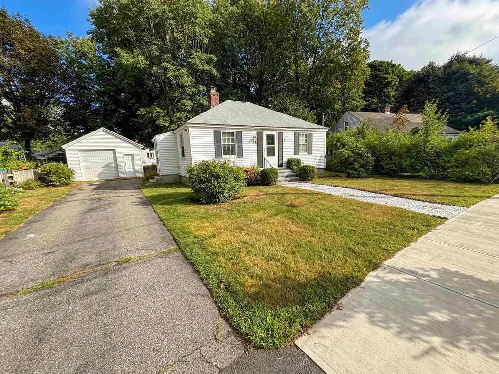 81 Decatur Road, Portsmouth