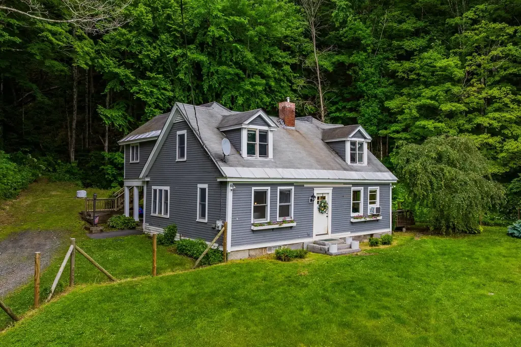 511 Route 12a, Cornish
