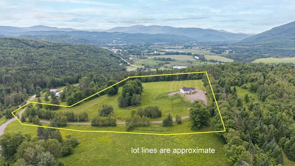 111 Piper Hill Road, Colebrook