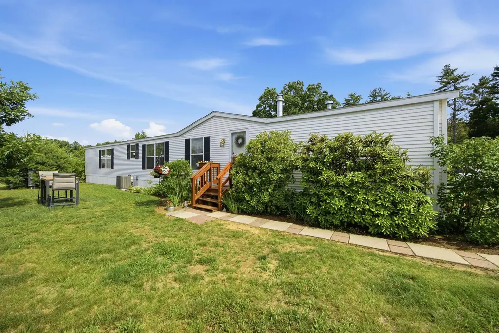 37 Circle Drive, Belmont