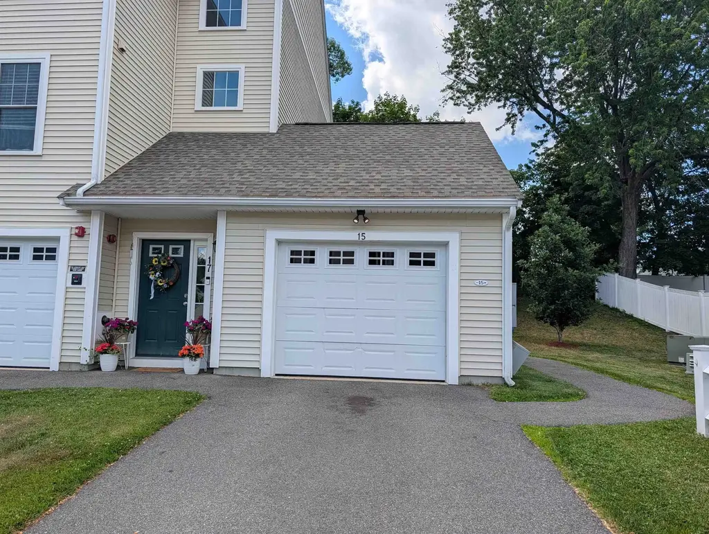 15 Bennett Street, Nashua