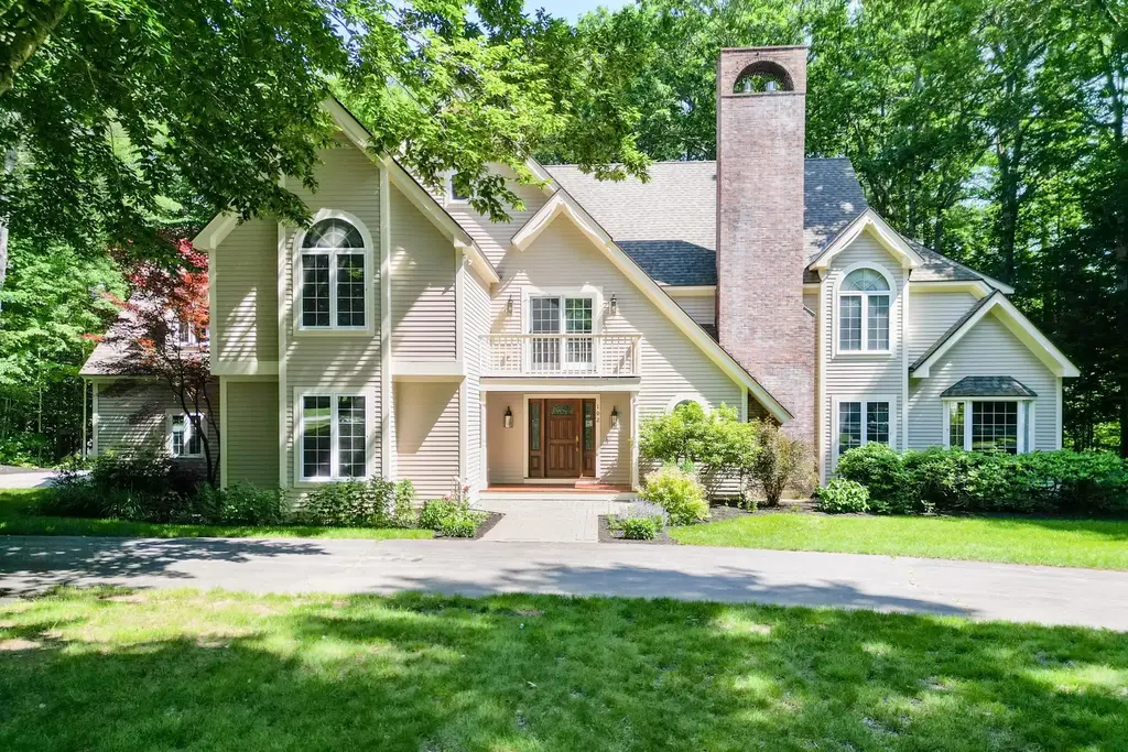 102 Birch Bend Road, Conway