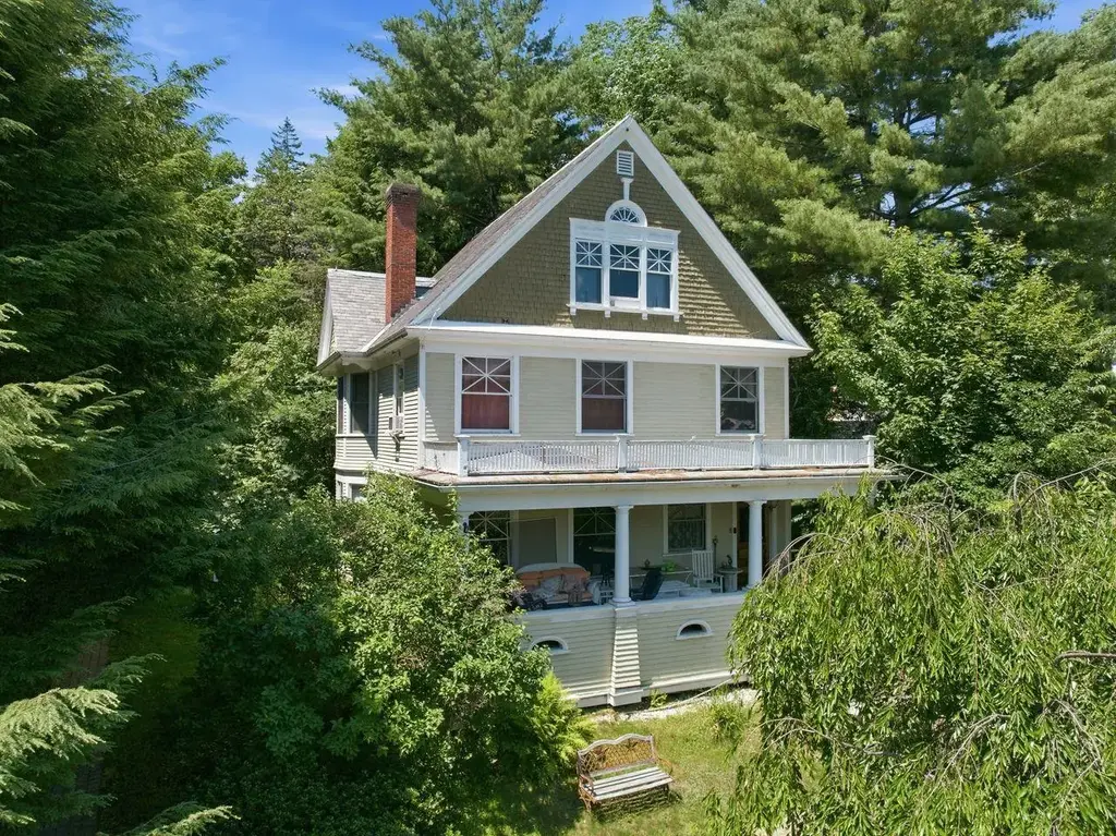 180 Main Street, Plymouth