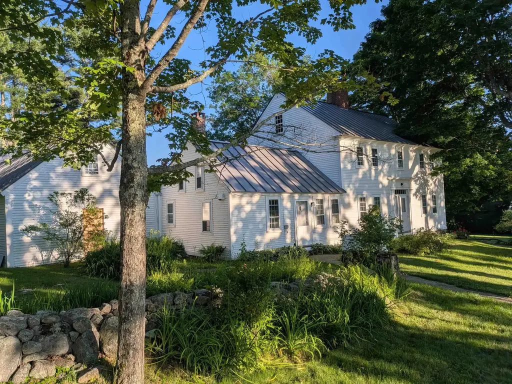 21 Trask Mountain Road, Wolfeboro