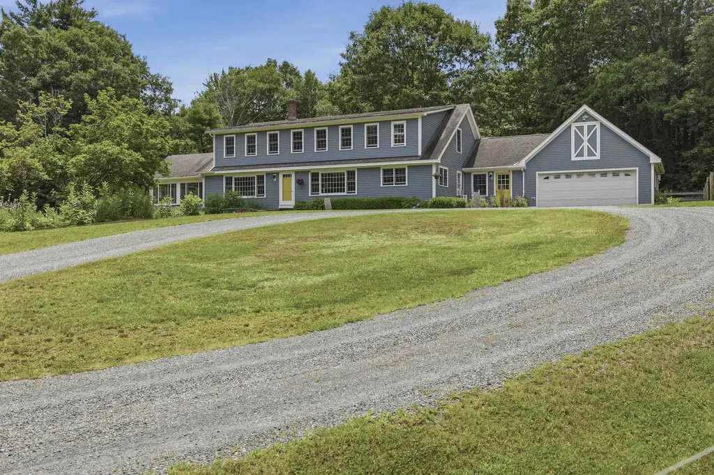 72 Old Northfield Road, Hinsdale
