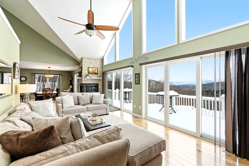 87 Glade Circle, Campton