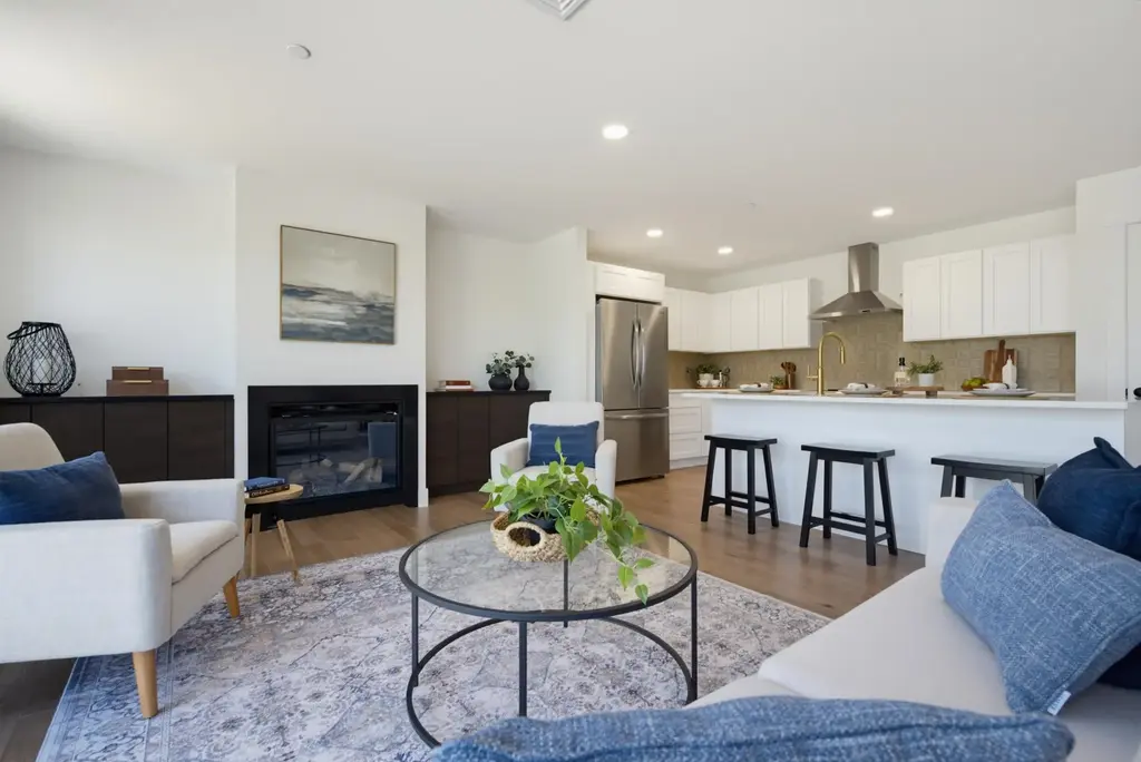 21 Upper Ladd Hill Road, Meredith