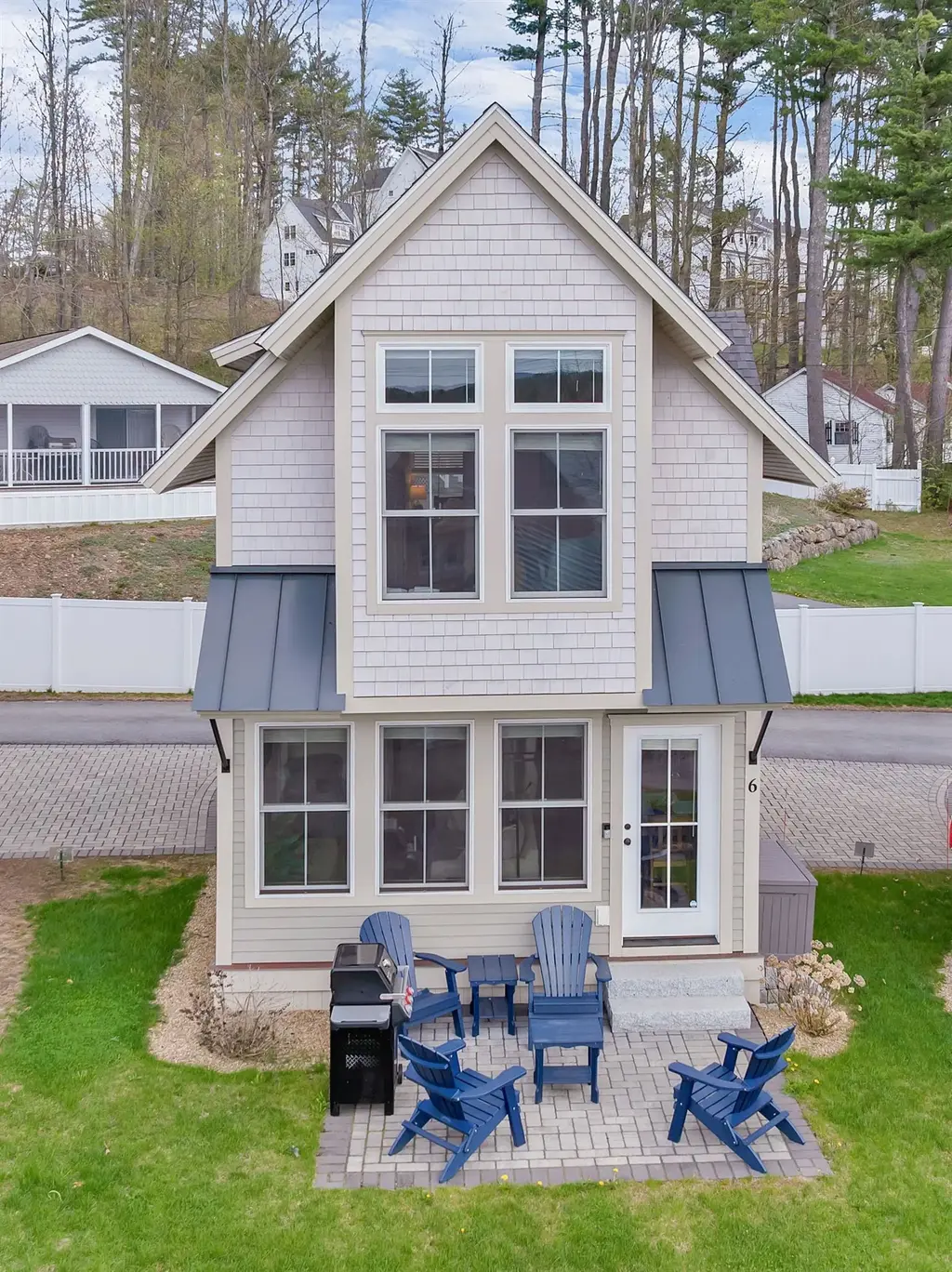 109 Weirs Boulevard, Laconia