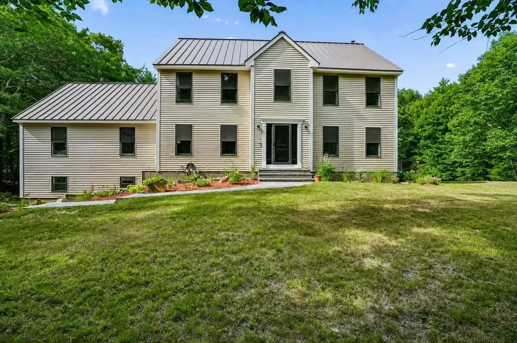 3 Kendall Hill Road, Mont Vernon