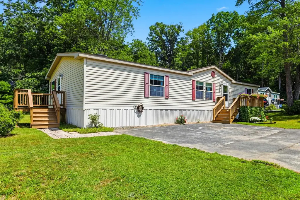 28 Emile Drive, Allenstown