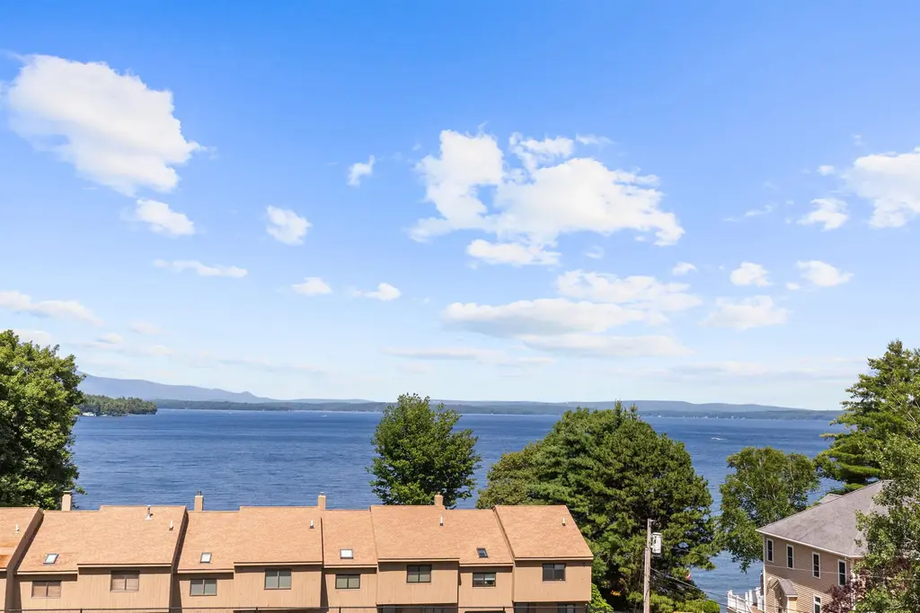 60 Scenic Drive, Gilford