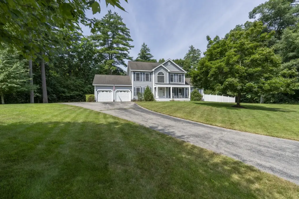 14 Naumkeag Court, Litchfield