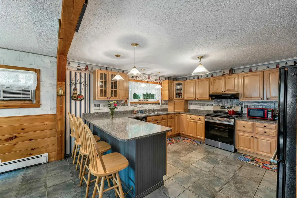 194 States Landing Road, Moultonborough