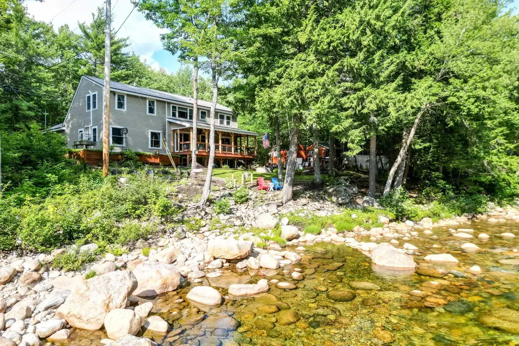 633 Cobb Farm Road, Harts Location