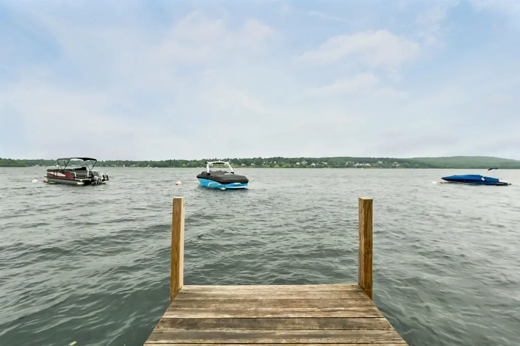 17 Sullivan Way, Laconia